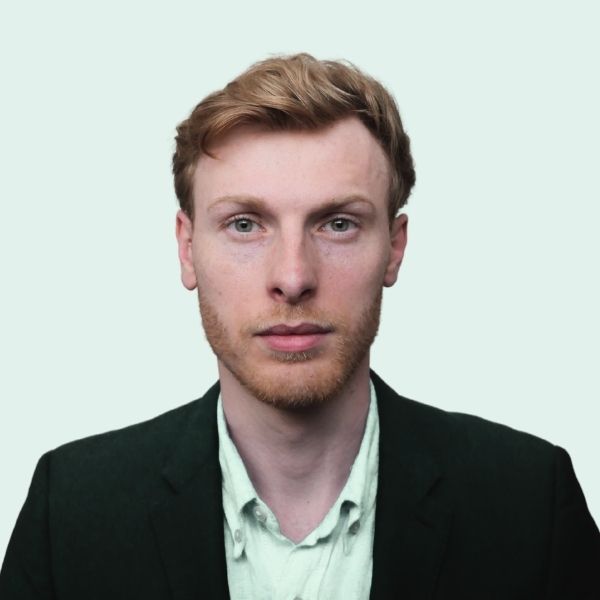 Portrait d'Alan Chevereau, consultant SEO, auteur de la fiche