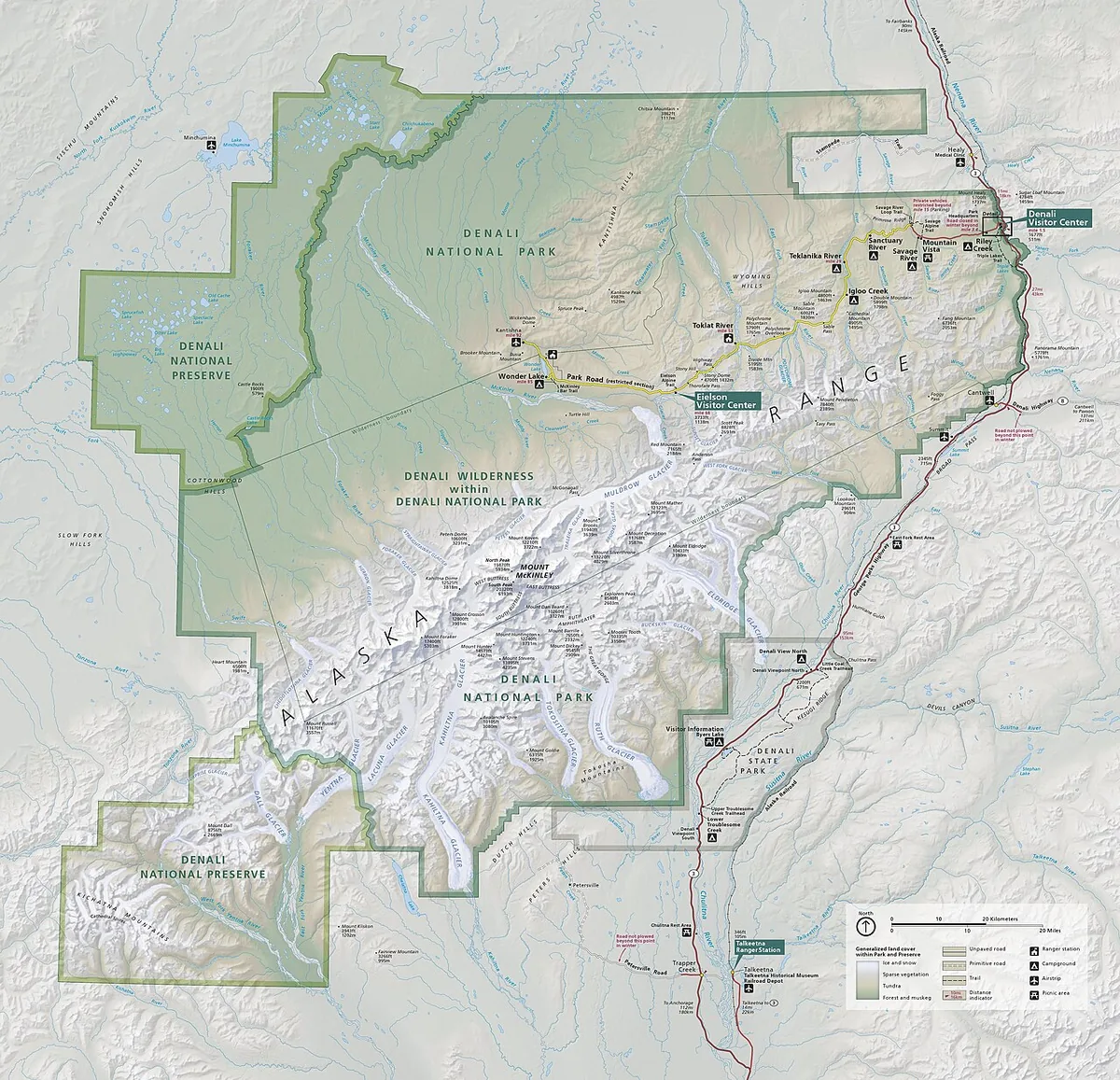 Carte détaillée du parc national du Denali avec routes montagnes campings et principaux repères