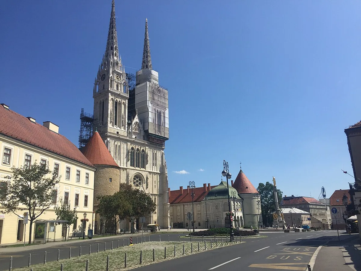 Cathédrale de l'Assomption sur la colline de Kaptol, quartier fondateur de Zagreb