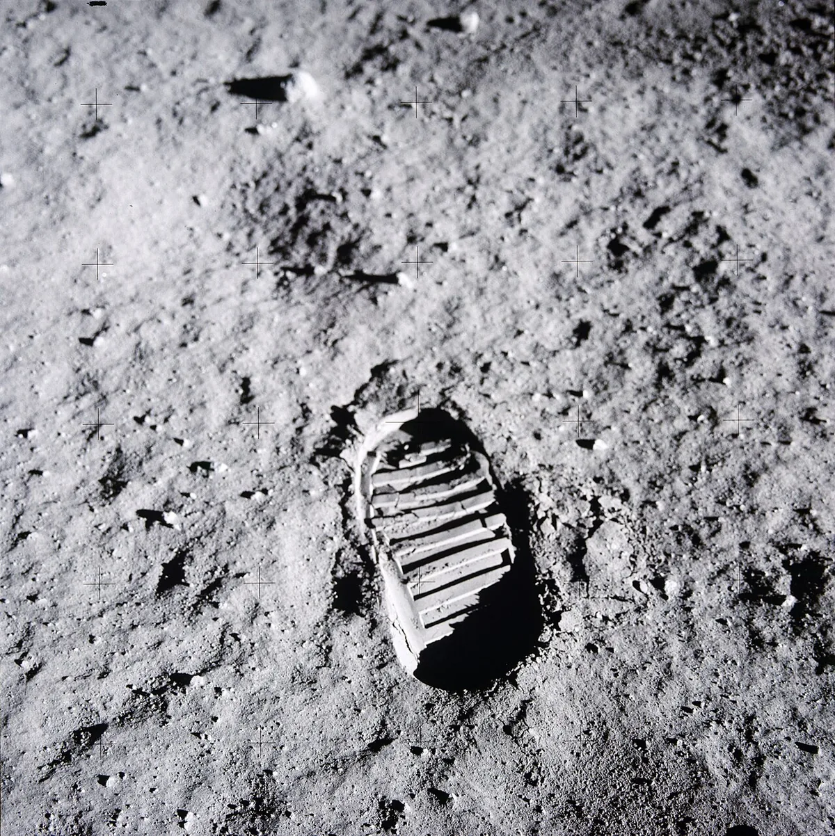 Empreinte de la botte de Buzz Aldrin laissée dans la poussière lunaire pendant la mission Apollo 11