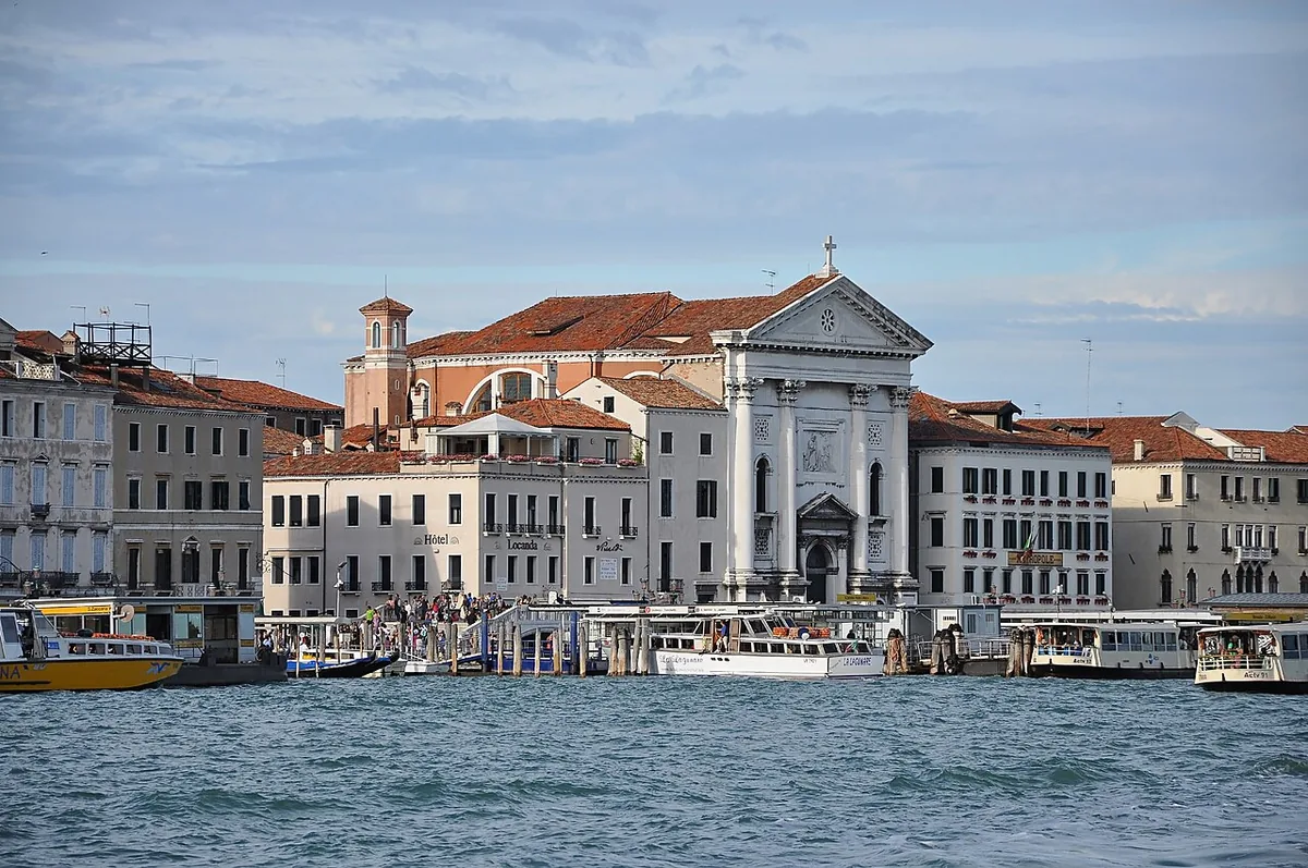 Façade de l'église de la Pietà à Venise où Vivaldi enseignait le violon aux orphelines