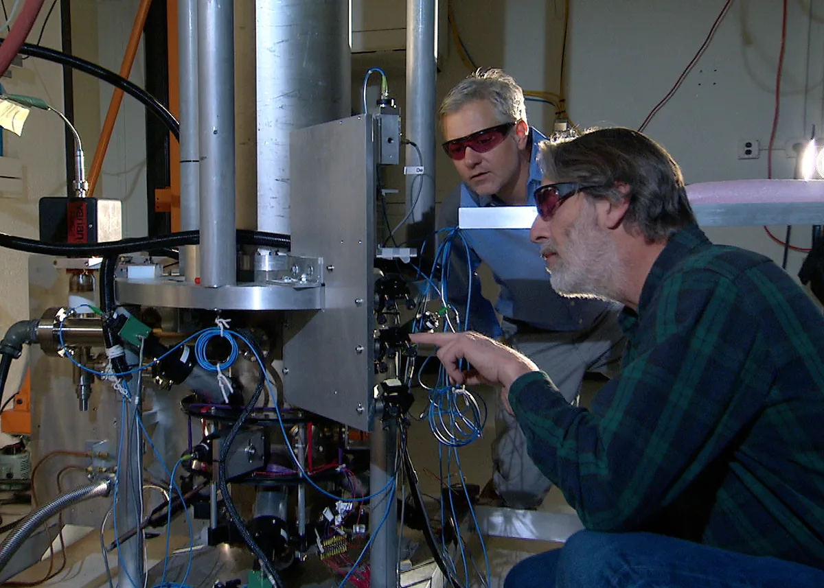 Horloge atomique à fontaine de césium NIST-F2, instrument de référence pour la définition de la seconde