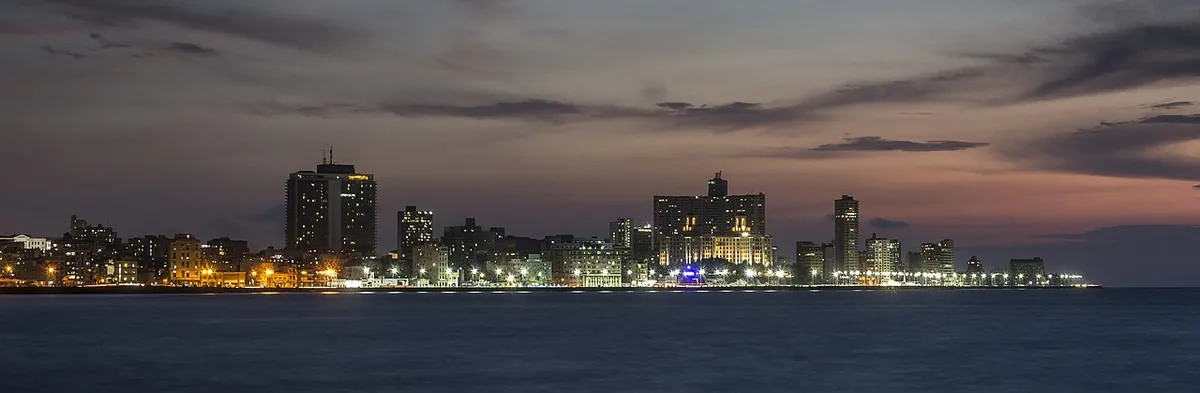 Panorama du quartier de Vedado à La Havane, le centre moderne de la capitale cubaine face au front de mer
