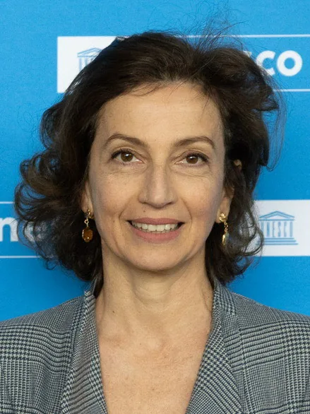 Portrait d'Audrey Azoulay, directrice générale de l'UNESCO de 2017 à 2025
