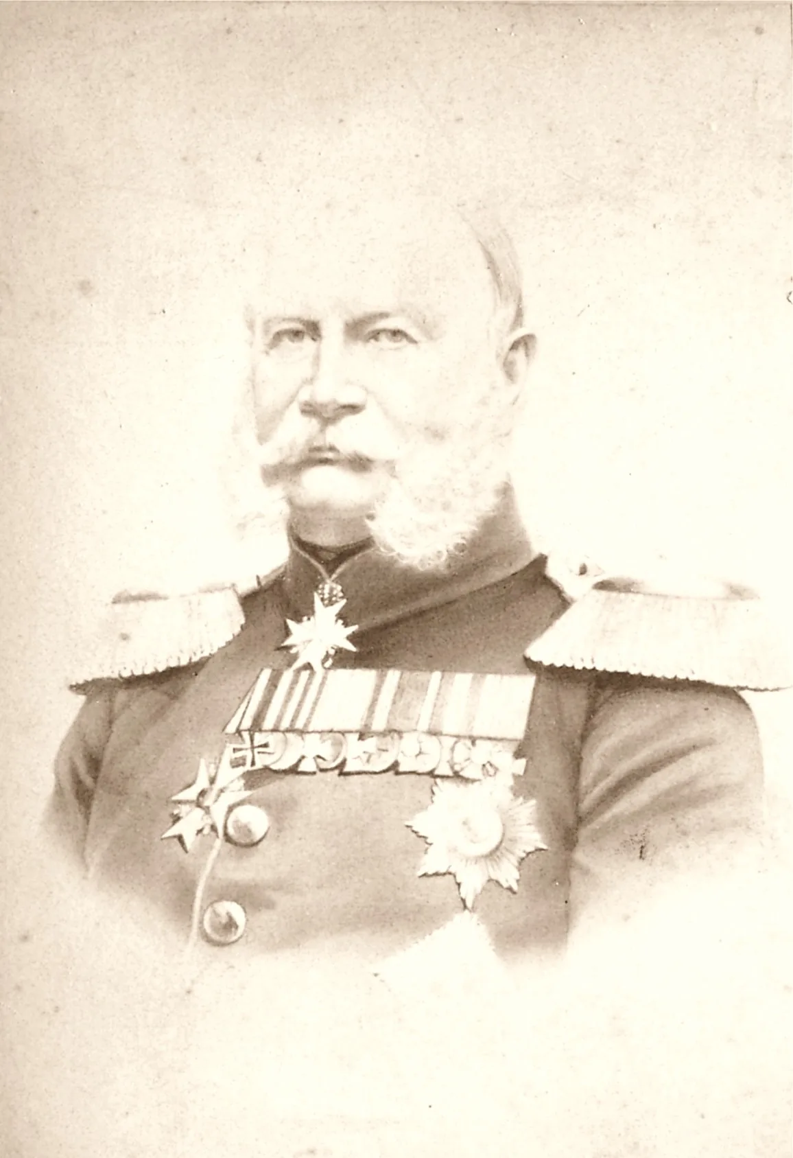 Portrait de Guillaume Ier en uniforme, roi de Prusse devenu empereur allemand en 1871