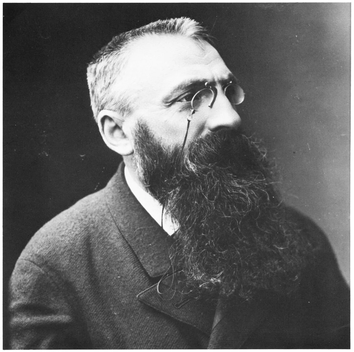 Portrait photographique d'Auguste Rodin barbu, réalisé par Félix Nadar en 1893