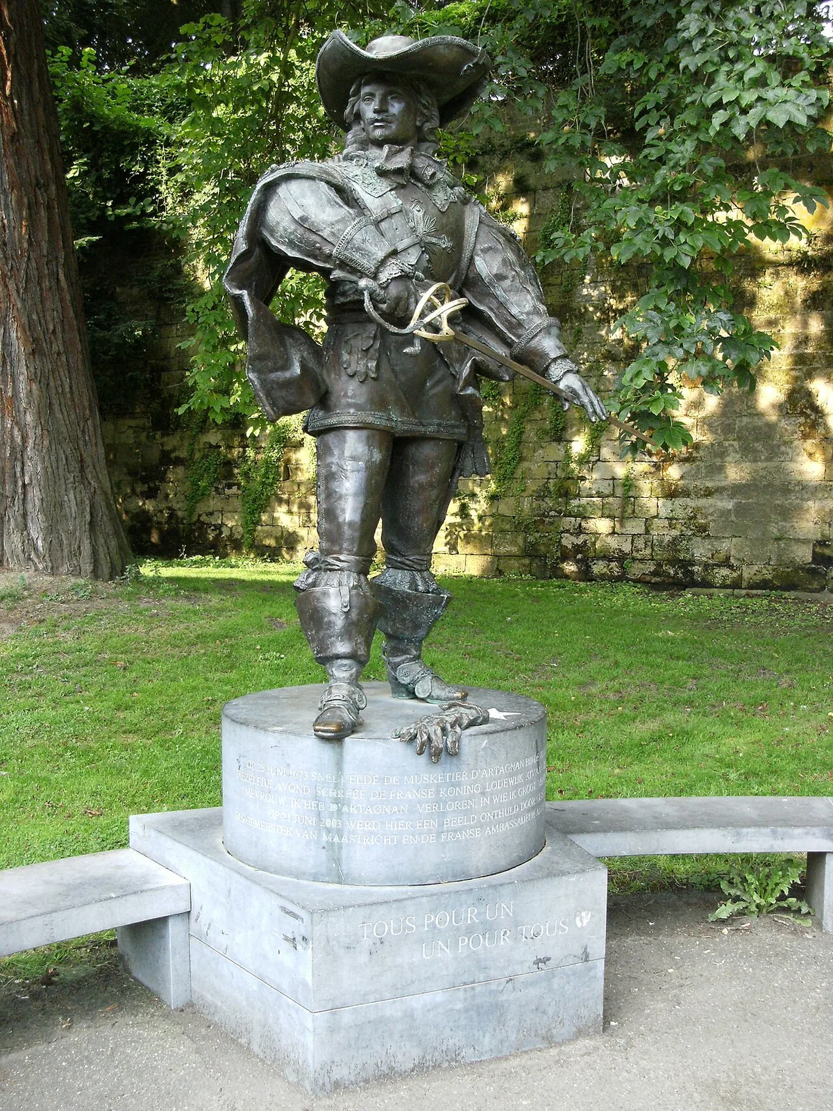 Statue de d'Artagnan à Maastricht, ville où le mousquetaire historique trouva la mort en 1673